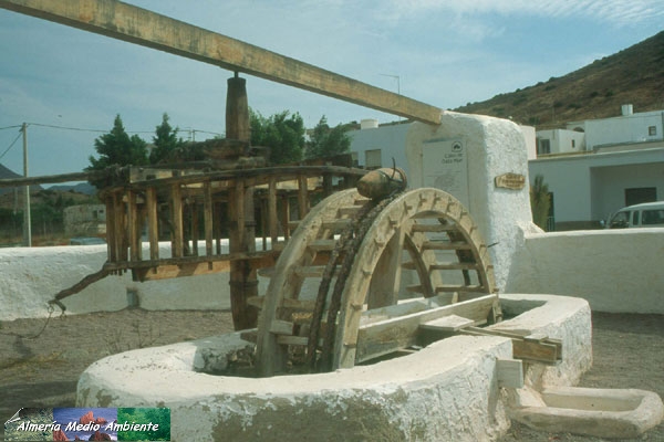 Noria rehabilitada en El Pozo de Los Frailes - N�jar. � Francisco Joaqu�n Aguilar Delgado.