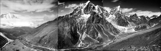 Fotografía del pico Taboche (6.367 m.) tomada por Erwin Schneider en Nepal entre los años 1956 y 1961. (Foto: Fundación BBVA).
