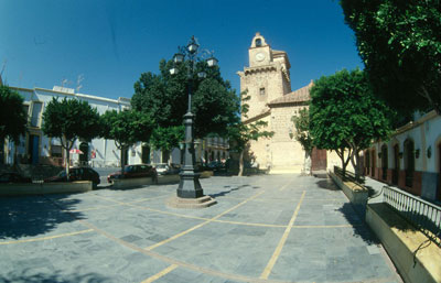 N�jar es el n�cleo de poblaci�n m�s importante de la comarca. � JJMG.