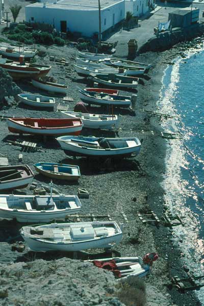 La pesca artesanal forma parte de la econm�a de la comarca. � FJAD.