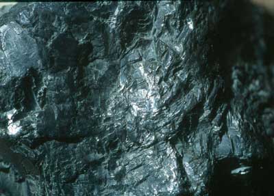 Galena argent�fera, base de la econom�a minera decimon�nica. � JJMG